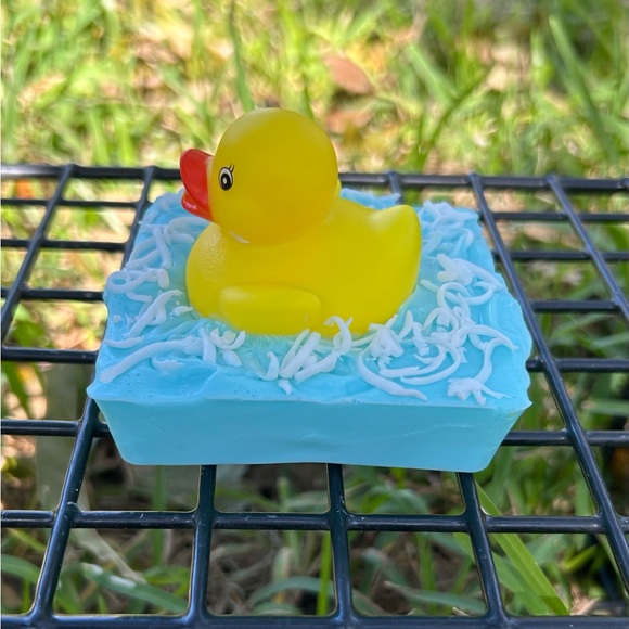 Duck on the Pond Lavender Handmade Goat’s Milk Soap - Picture 5 of 6